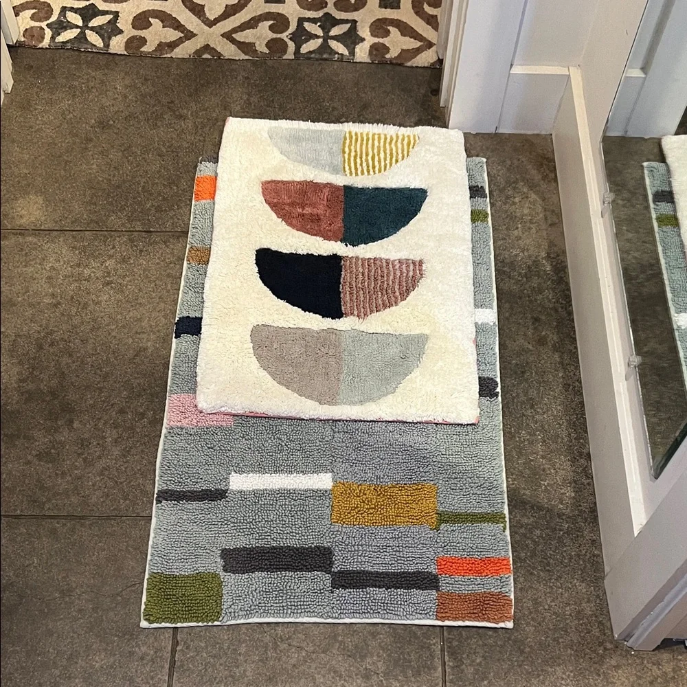 West Elm Cream and Multi-Color Geometric Door Mat 17x25 - Picture 5 of 15